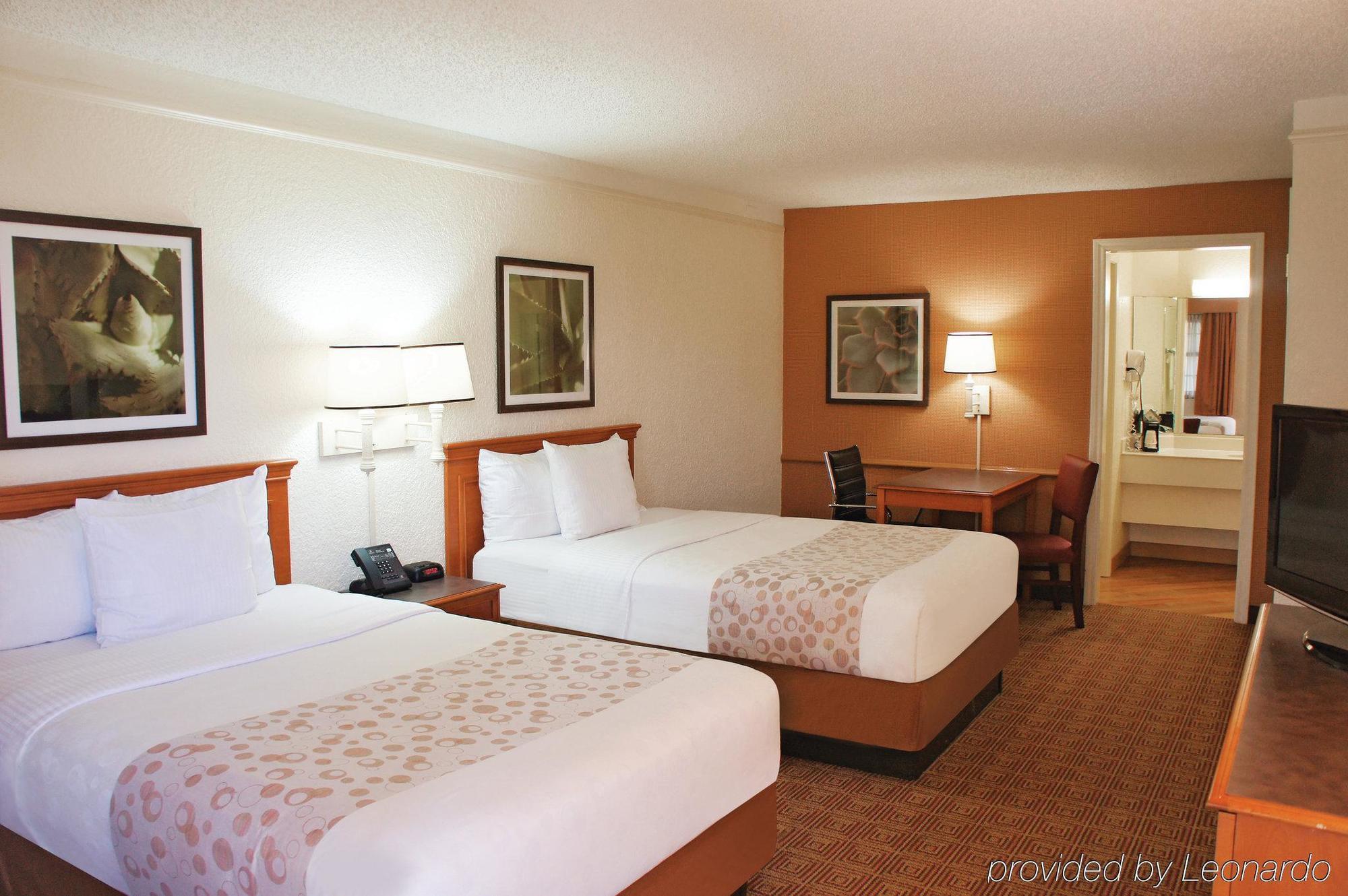 Travelodge By Wyndham Houston Cy-Fair Cypress Exterior foto